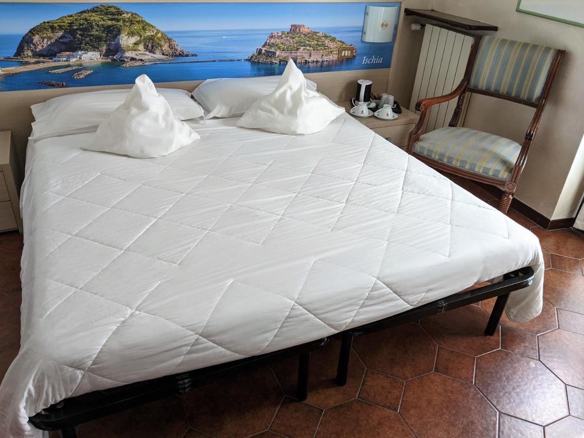 Hotel Montecarlo カステッランツァ エクステリア 写真